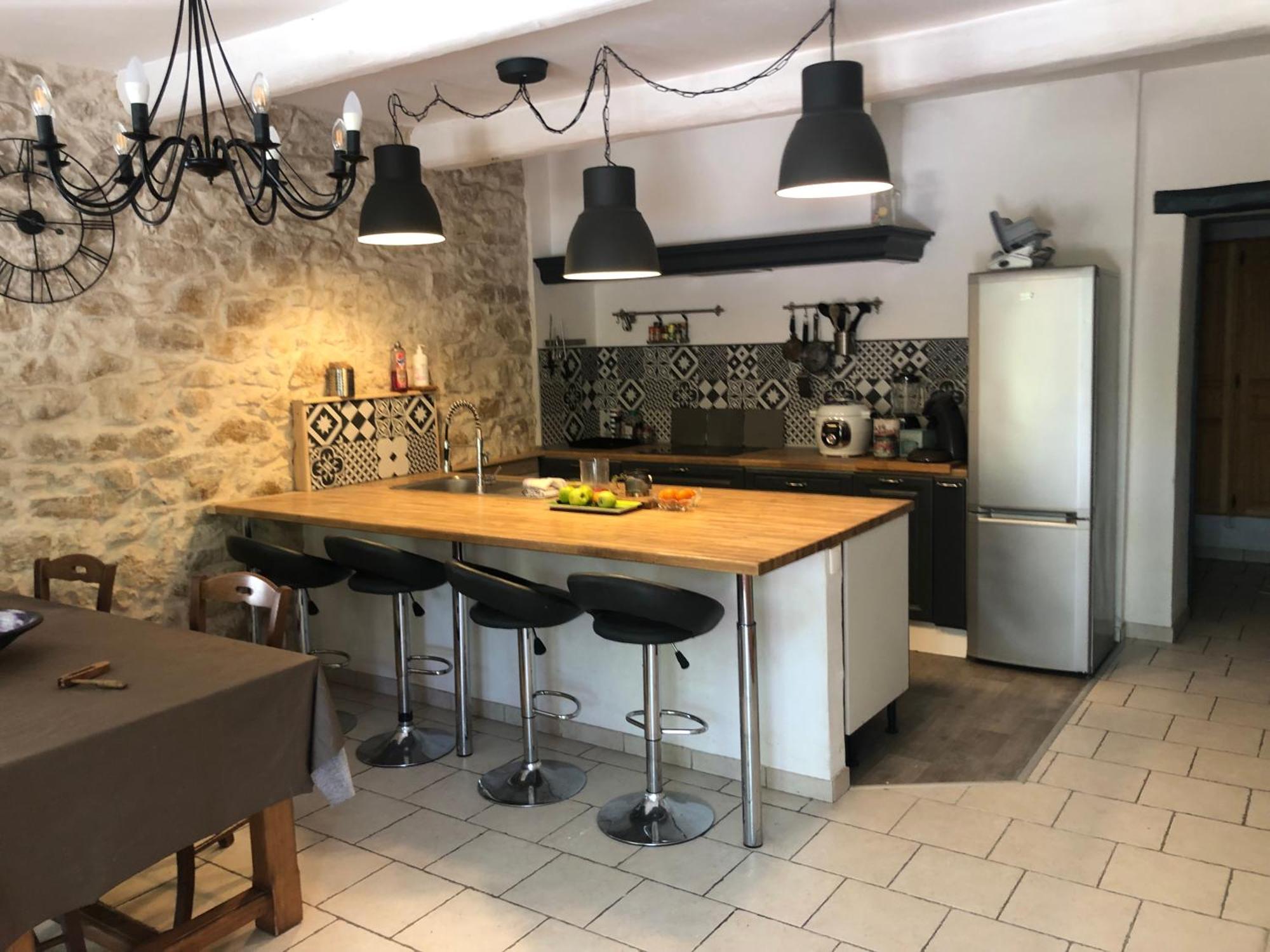 Maison De Village En Duo Avec 150m2 Au Rdc Et La Parentale Ou En Famille Avec 4 250m2 Interieur *