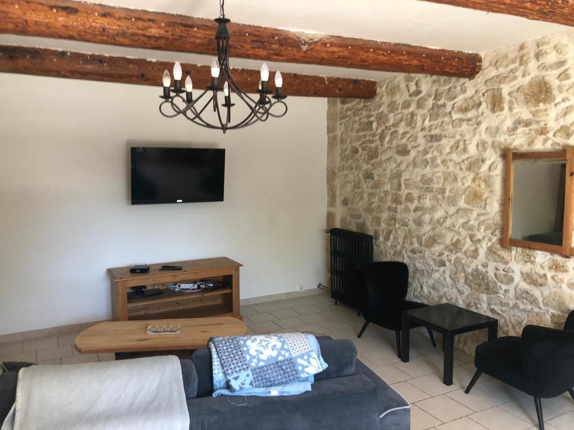 Maison De Village En Duo Avec 150m2 Au Rdc Et La Parentale Ou En Famille Avec 4 250m2 Interieur * Montfaucon (Gard)