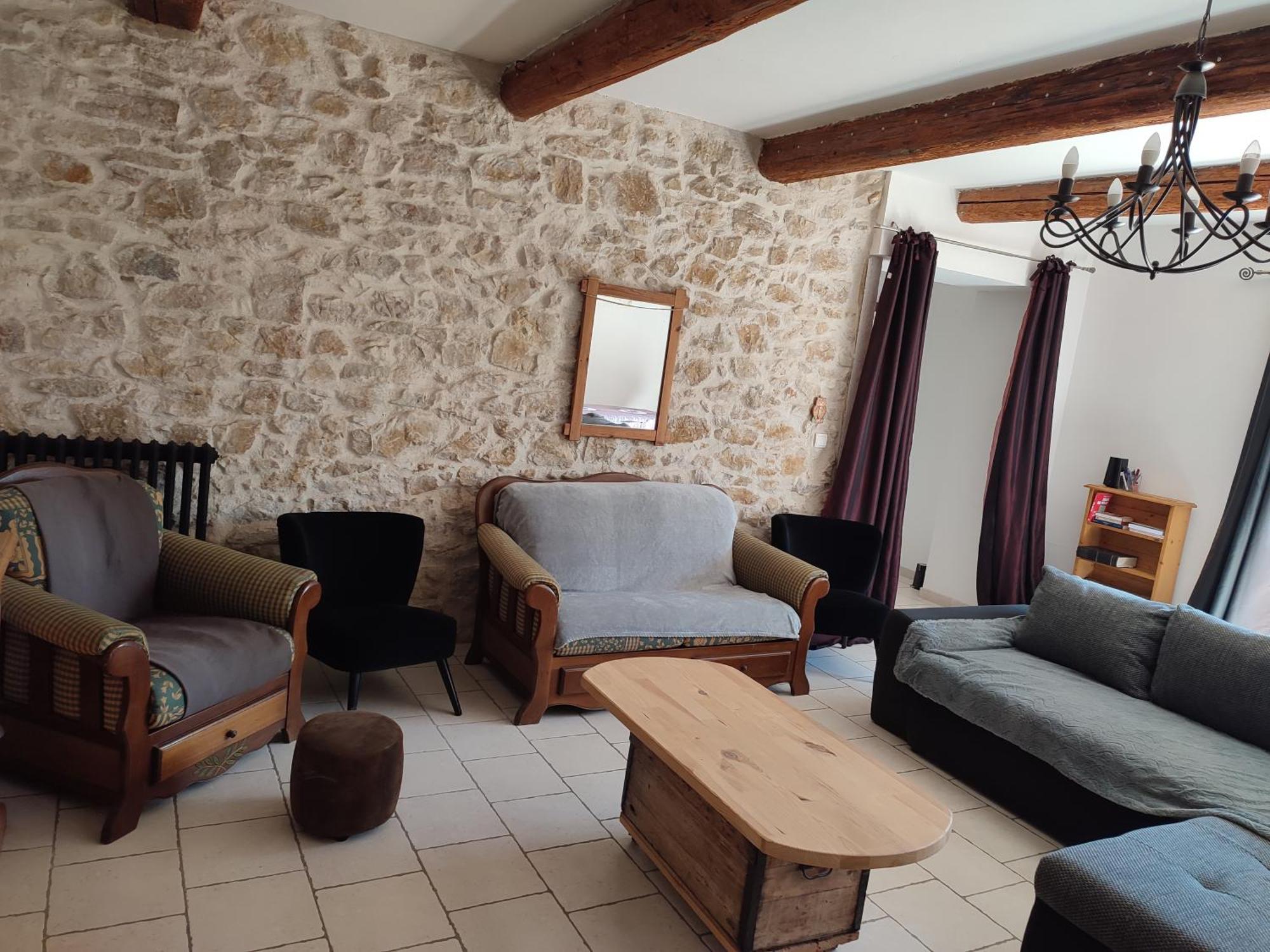 Maison De Village En Duo Avec 150m2 Au Rdc Et La Parentale Ou En Famille Avec 4 250m2 Interieur *