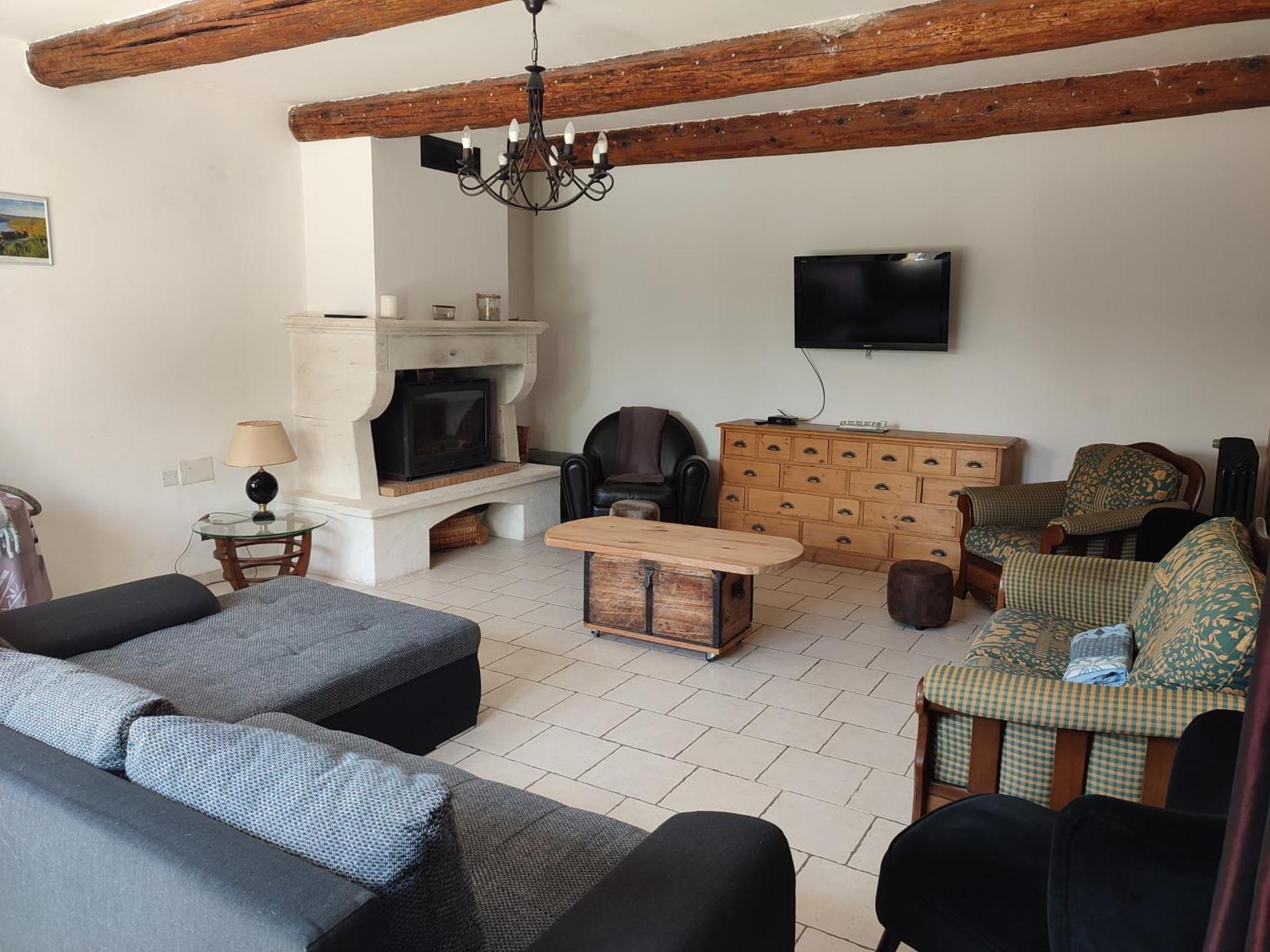Maison De Village En Duo Avec 150m2 Au Rdc Et La Parentale Ou En Famille Avec 4 250m2 Interieur *